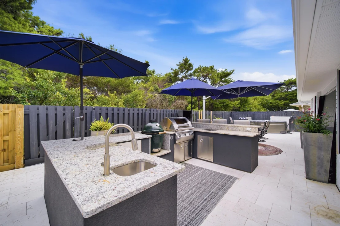 Photo of 423 Sandy Cay Drive