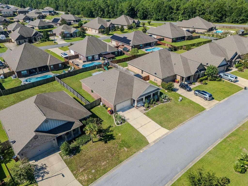 Photo of 417 Chickadee Street