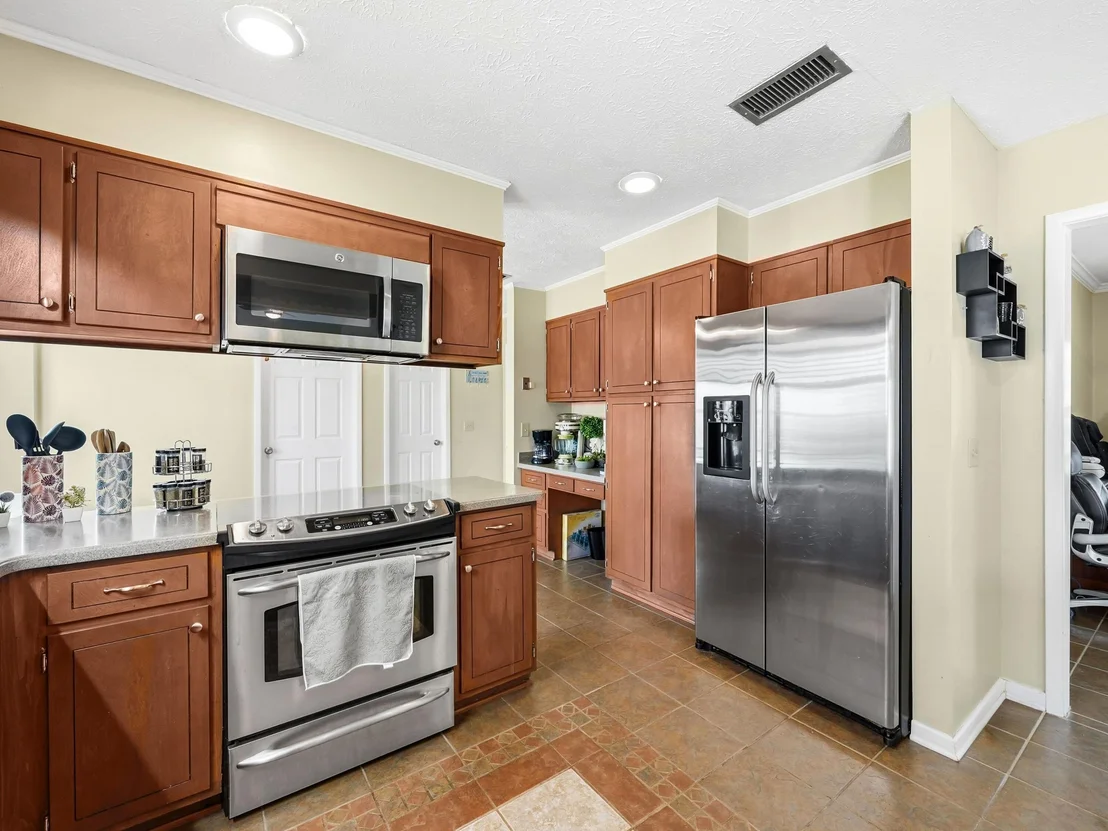 Photo of 4326 Pine Tree Lane
