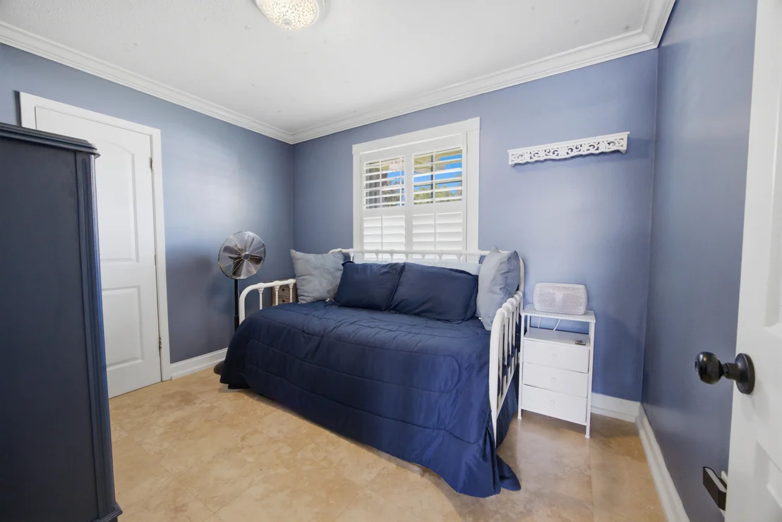 Photo of 325 Echo Circle