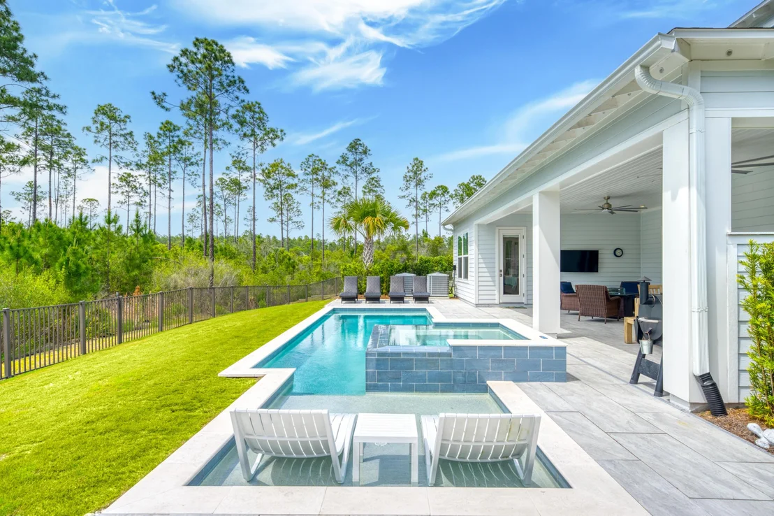 Photo of 446 W Lafayette Road