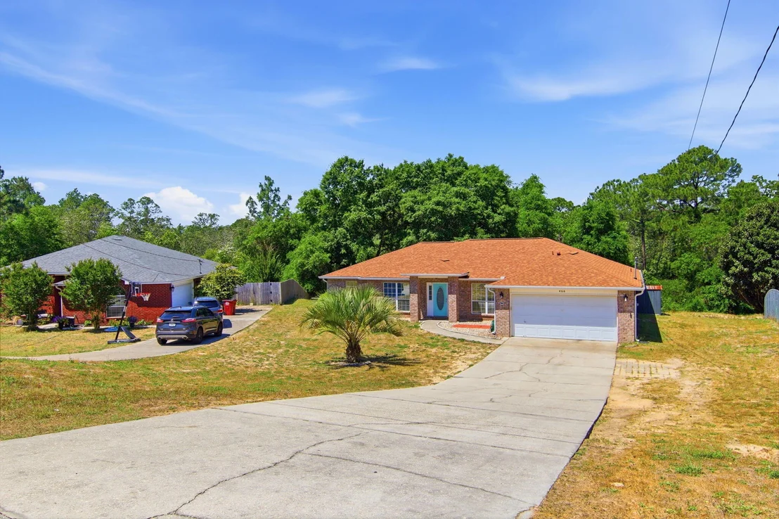 Photo of 466 Jillian Drive