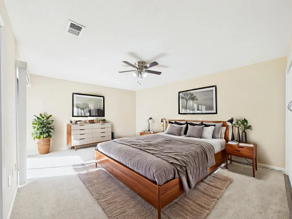 Photo of 3284 Fairview Avenue