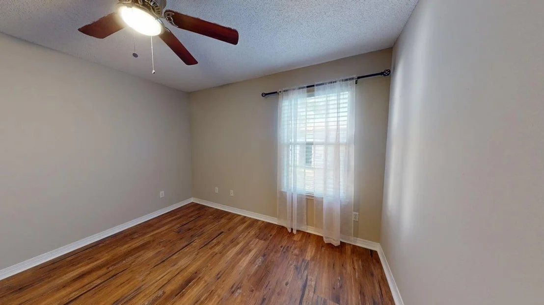 Photo of 855 Mande Court