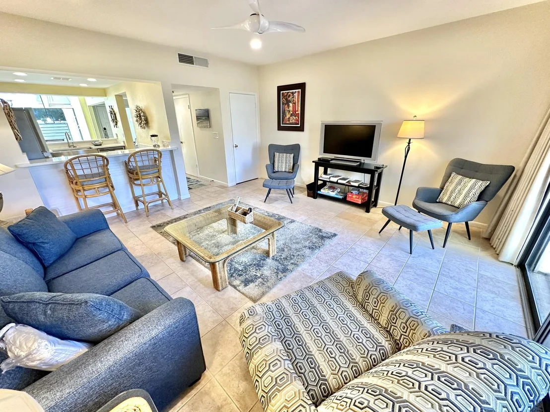 Photo of 5080 Beachwalk Way