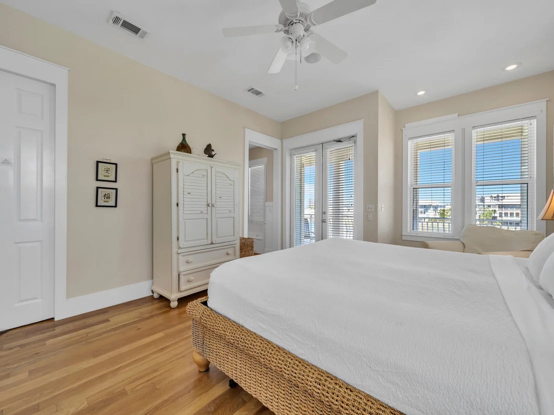 Photo of 64 Lands End Drive