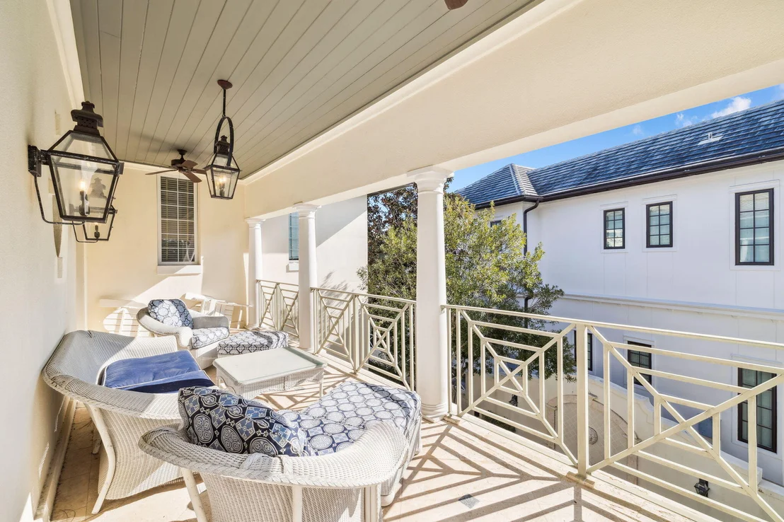 Photo of 152 White Cliffs Boulevard