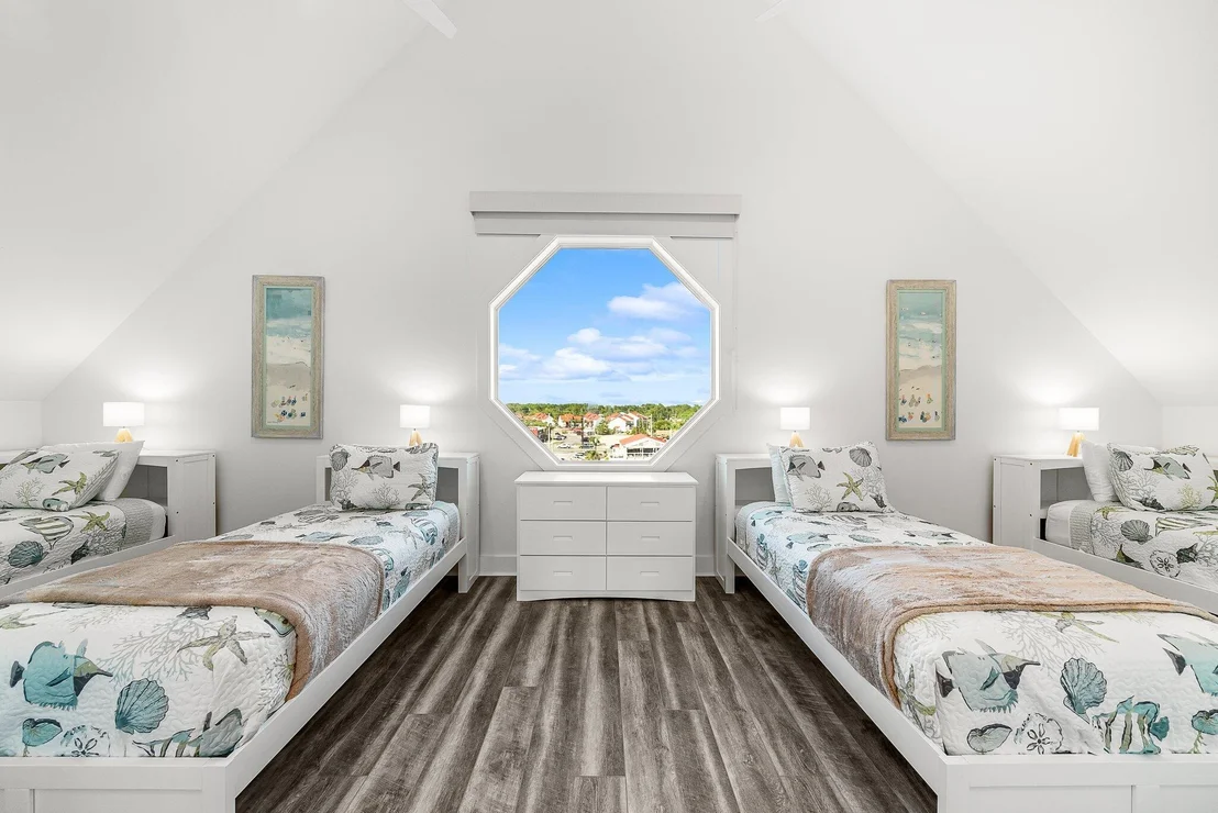 Photo of 8711 Surf Drive