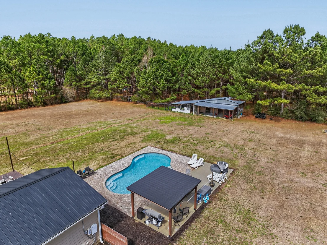 Photo of 7935 Peacock Road