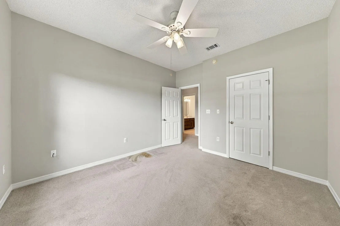 Photo of 521 Shoal River Drive