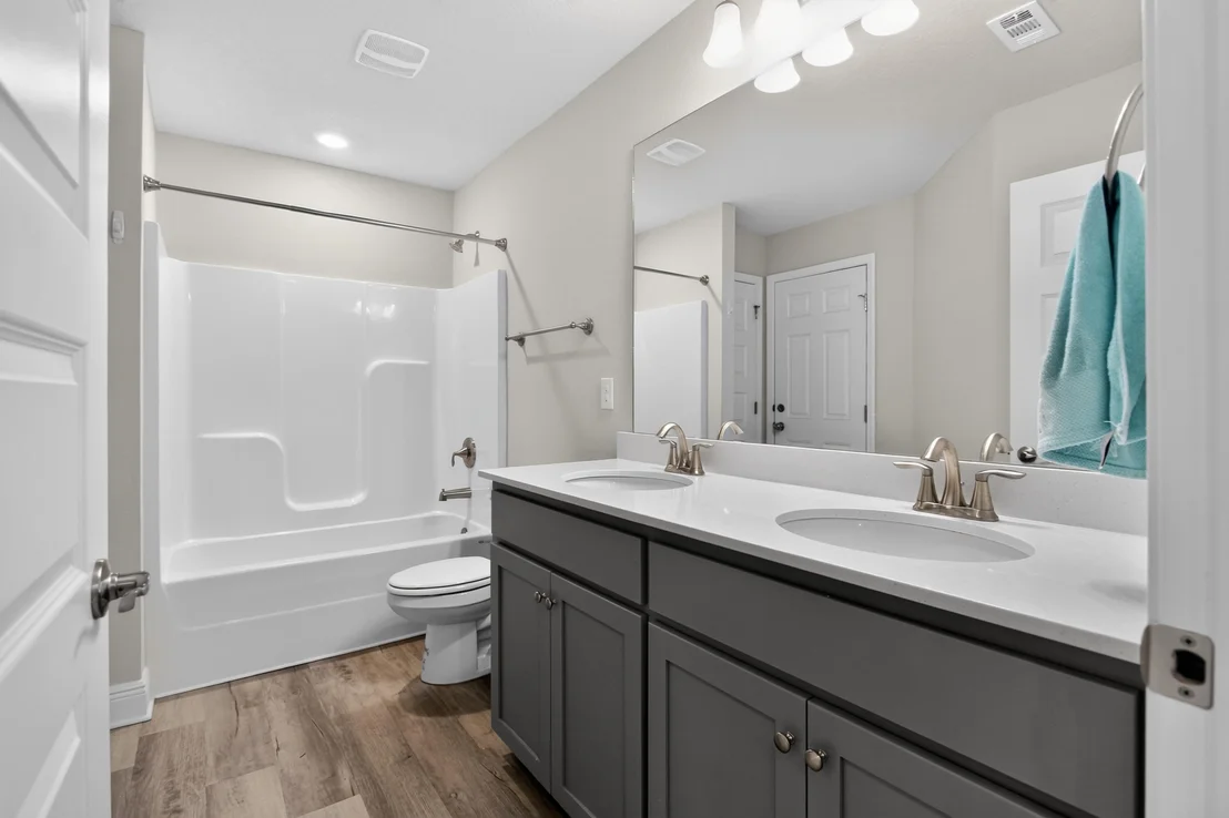 Photo of 5823 Crestlake Drive