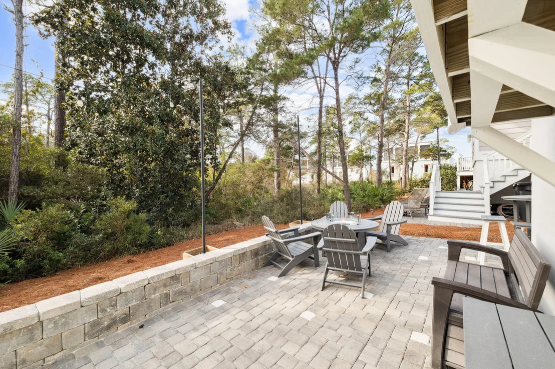 Photo of 345 Dolphin Drive