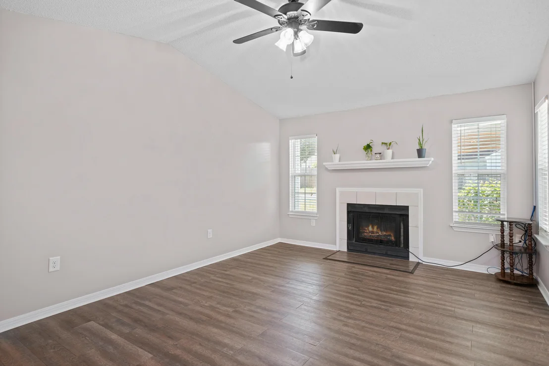 Photo of 3010 Windsor Circle