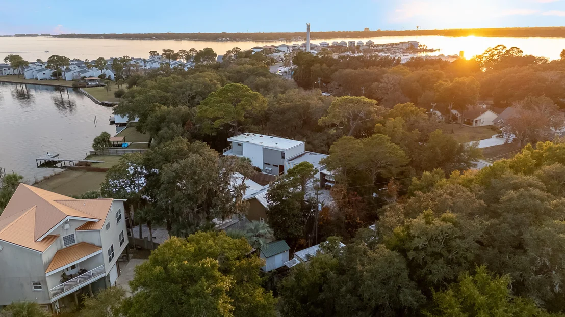 Photo of 27 Old Ferry Road