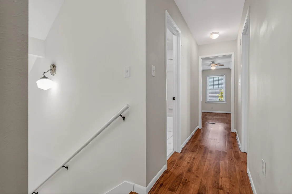 Photo of 186 Bayshore Drive