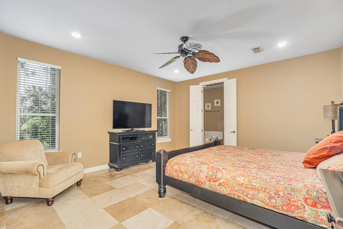 Photo of 2021 Pine Island Circle