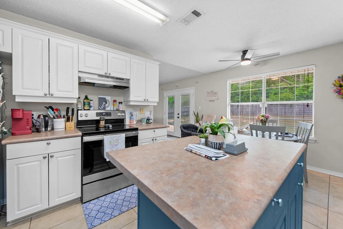 Photo of 1207 Jefferyscot Drive