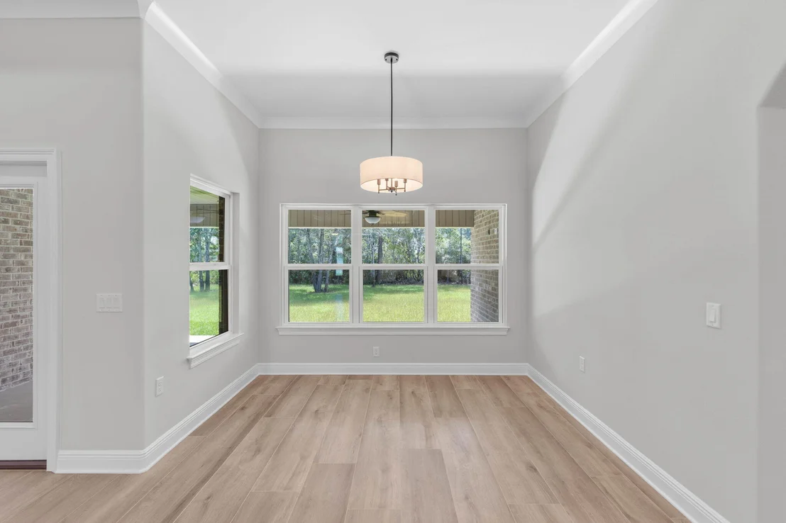 Photo of 2425 Cove Road