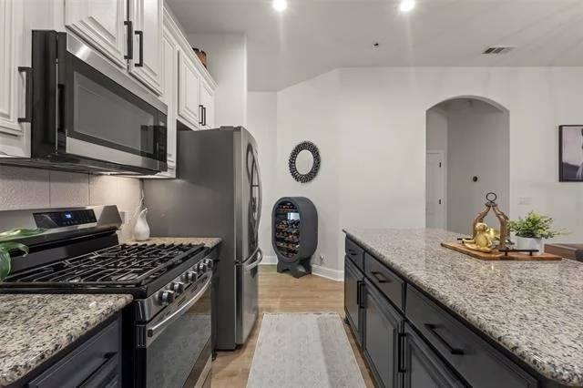 Photo of 925 Lighthouse Lane