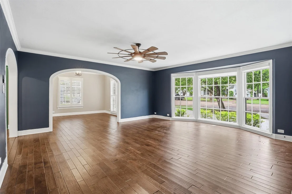 Photo of 216 Sunset Drive