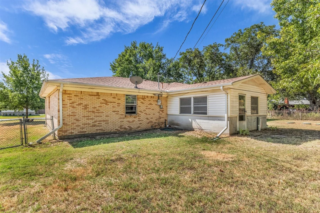Photo of 896 Randy Drive