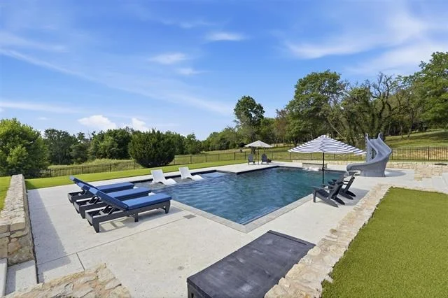 Photo of 600 W Hill Drive