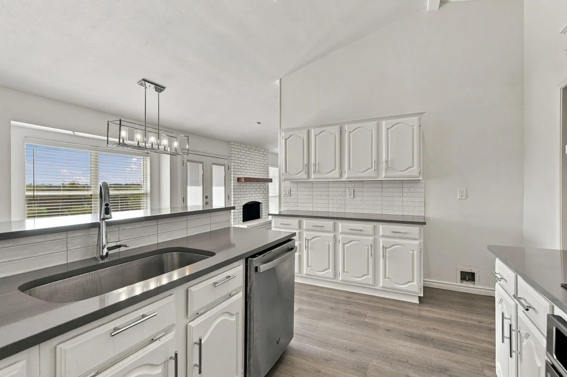 Photo of 4405 Queen Circle