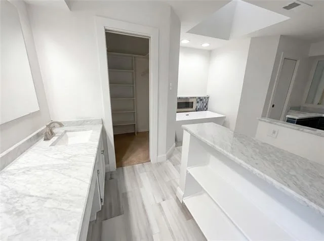 Photo of 401 Kenshire Drive