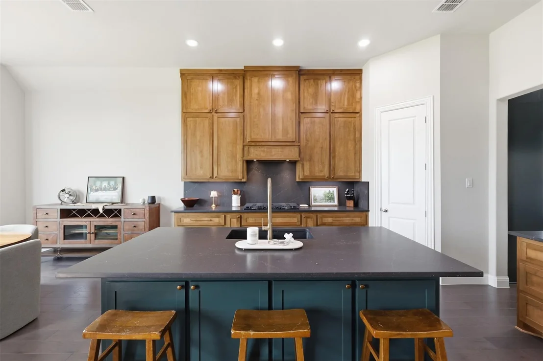 Photo of 3437 Ridgecross Drive