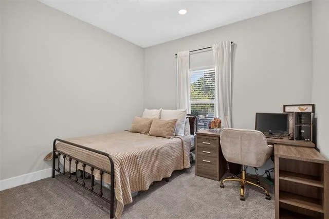 Photo of 2511 Gladstone Drive