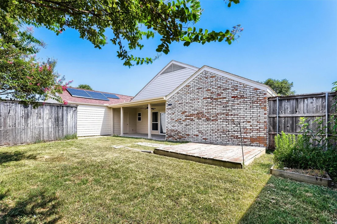 Photo of 3421 Cross Bend Road