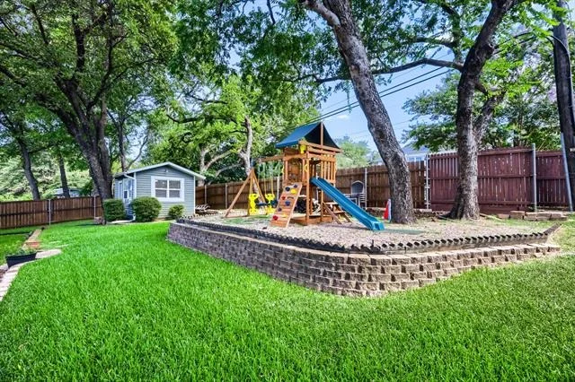 Photo of 2025 Redwood Trail
