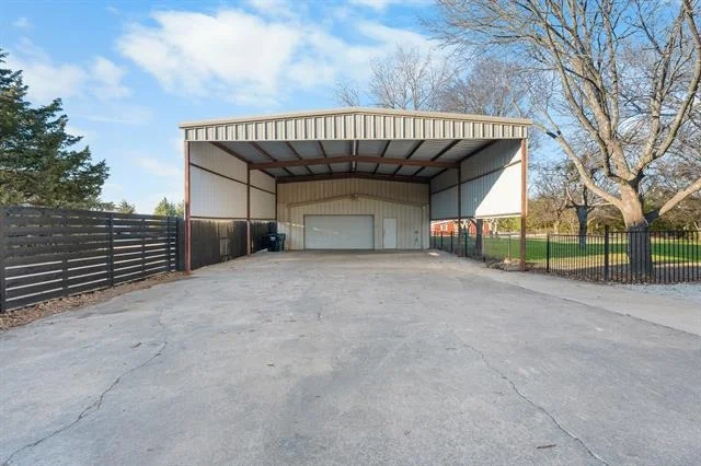 Photo of 990 Cornelius Road