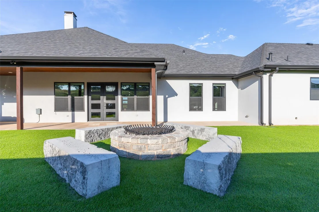Photo of 8250 Drovers Lane