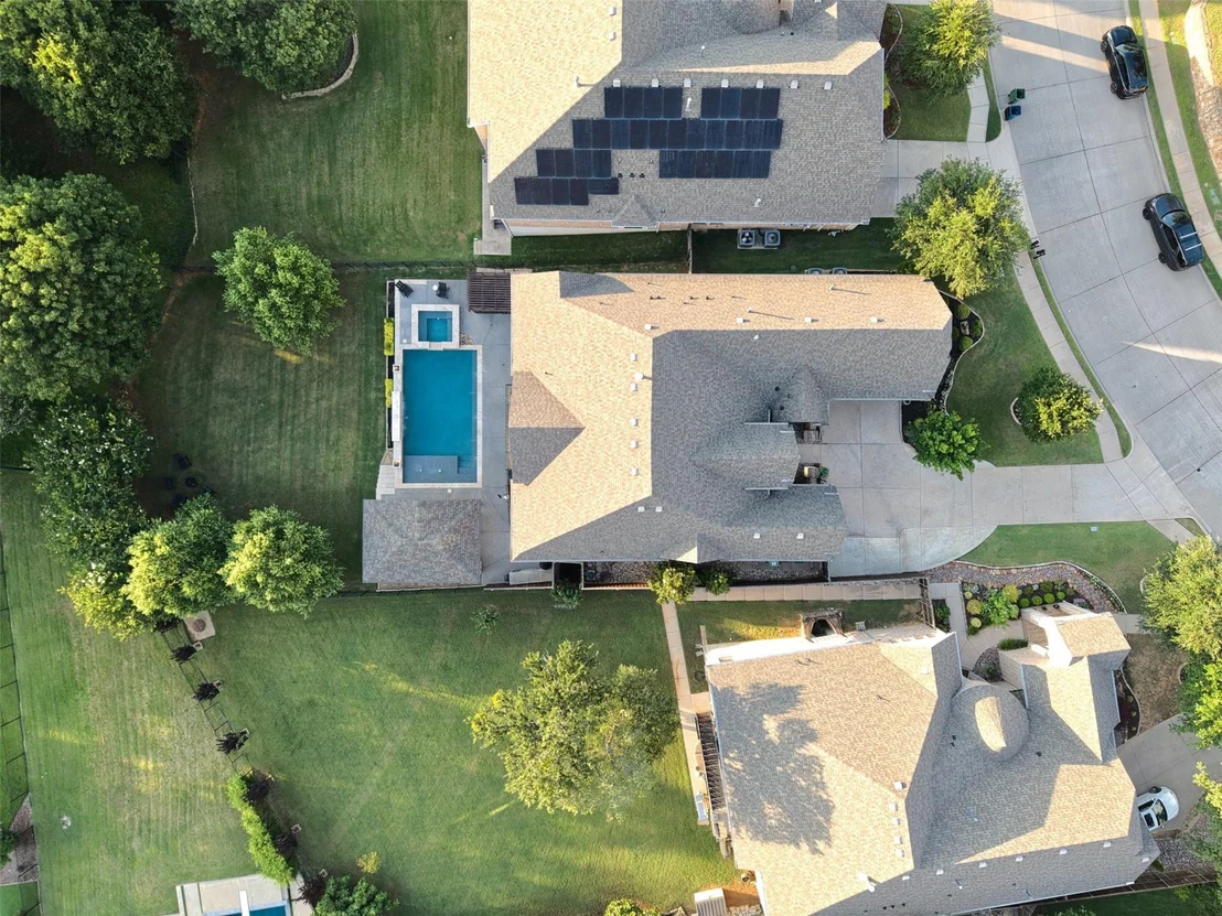 Photo of 1221 Falcon Drive