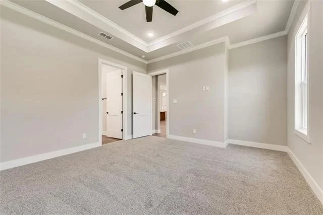 Photo of 1327 Selby Road