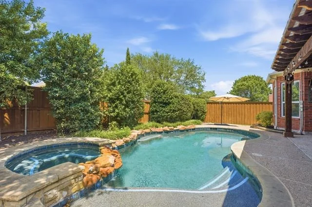 Photo of 1400 Winston Drive