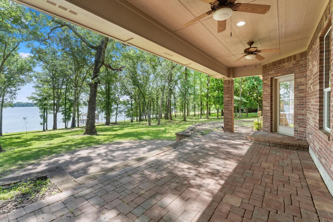 Photo of 1222 Private Road 5980