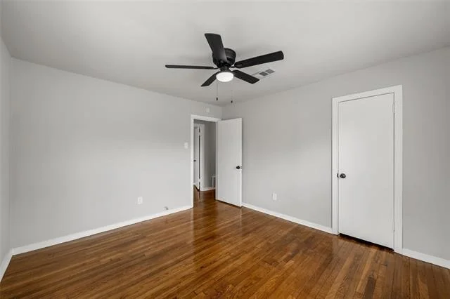 Photo of 3718 Kendall Lane