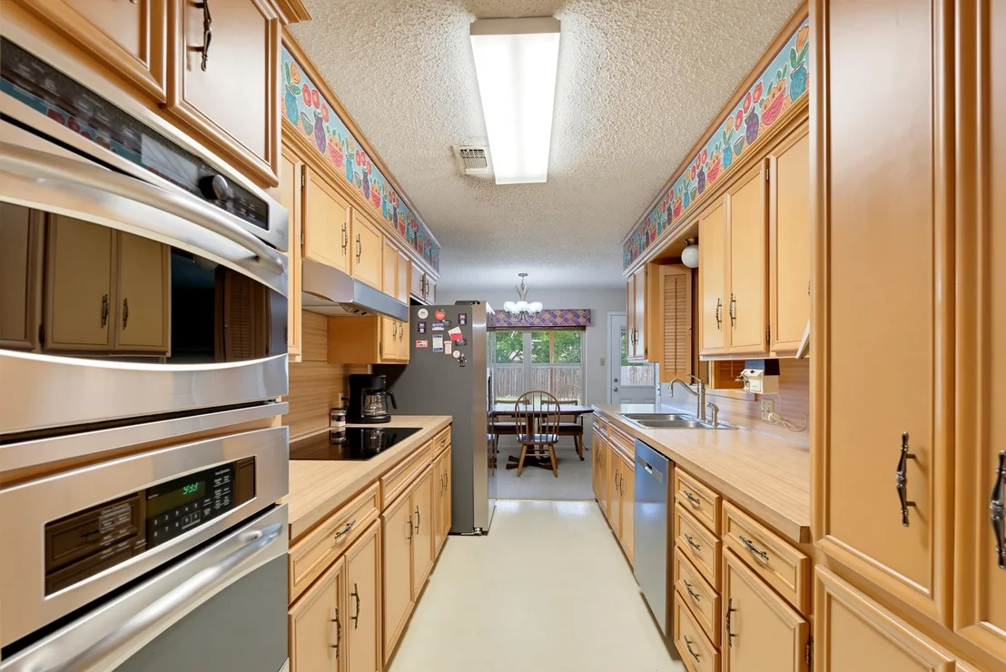 Photo of 709 Gary Ln