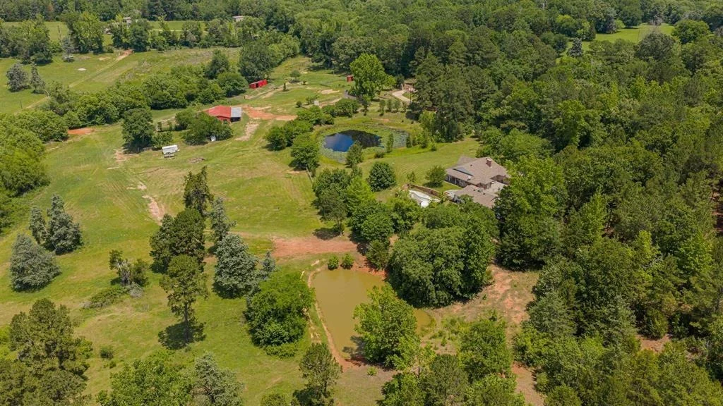 Photo of 1936 A Silver Maple Road