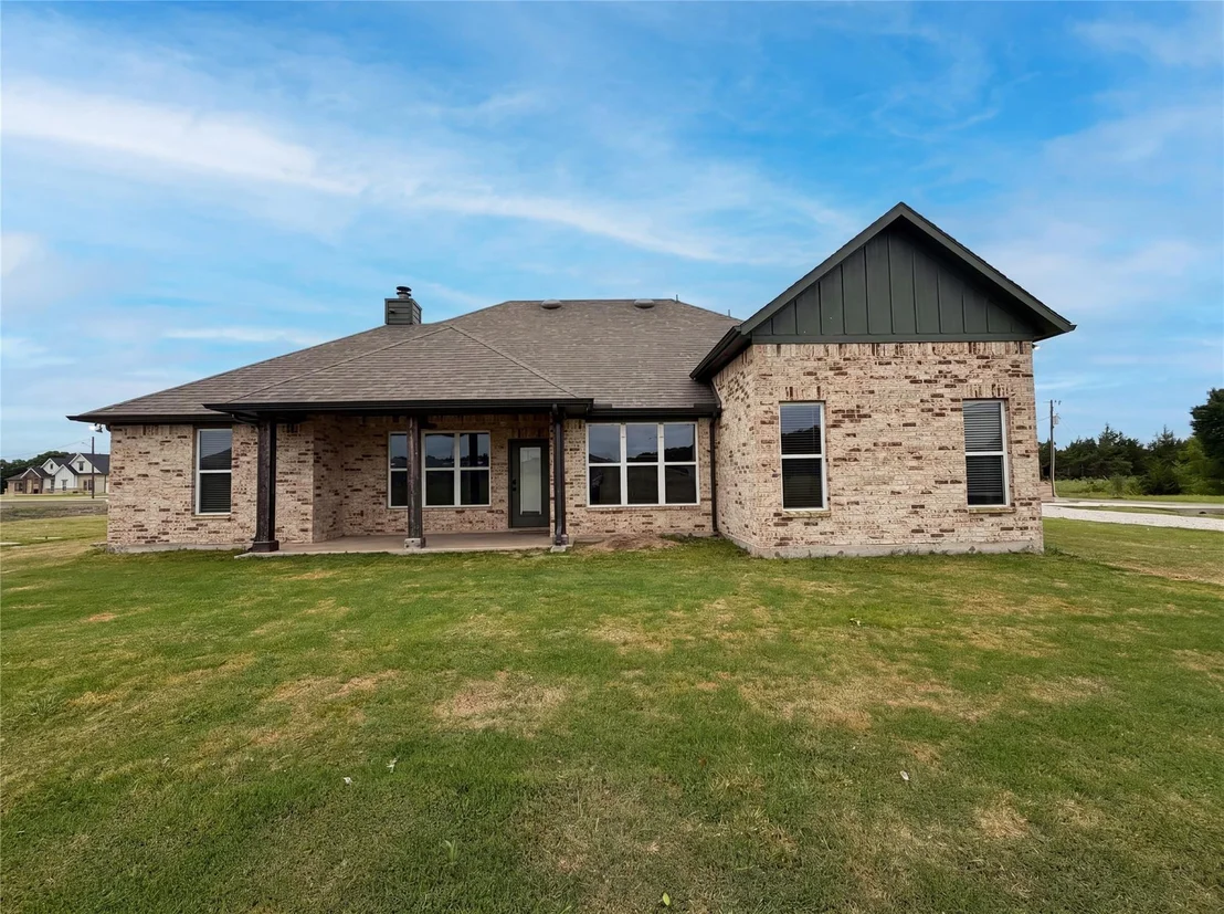 Photo of 725 Cheyenne Trail