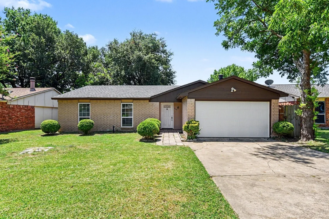 Photo of 224 Rockcrest Drive