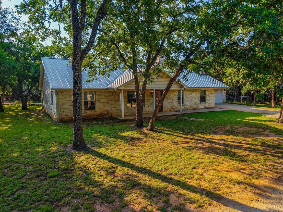 Photo of 16240 Cowan Road