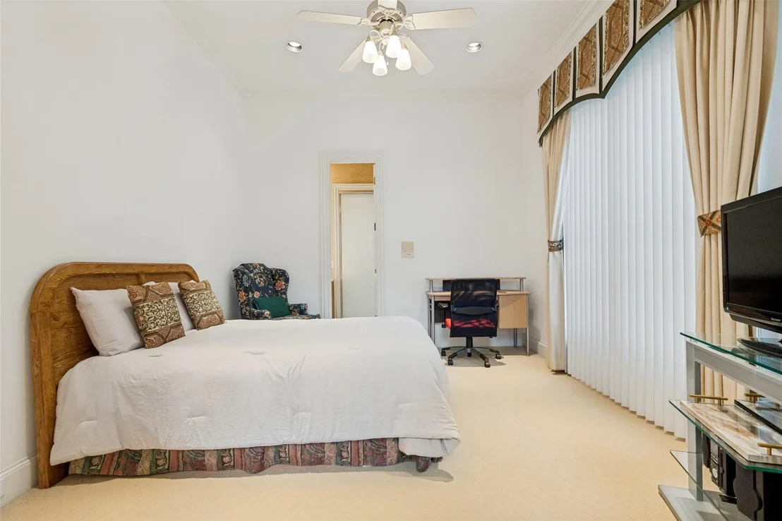 Photo of 5920 Mcfarland Drive