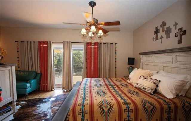 Photo of Unit 2 at 880 Cliffs Drive