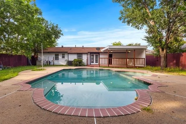Photo of 2529 Syracuse Drive
