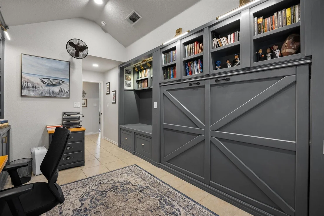 Photo of 4865 Compass Way