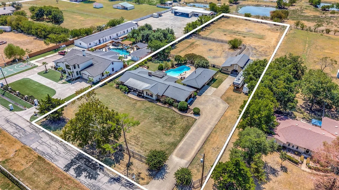 Photo of 6949 Freda Lane