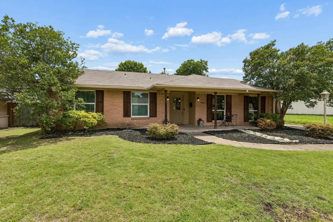 Photo of 1239 Evergreen Drive